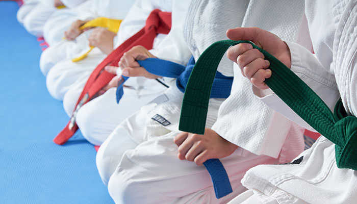 ¡Familias del cole, prepárense para la acción!